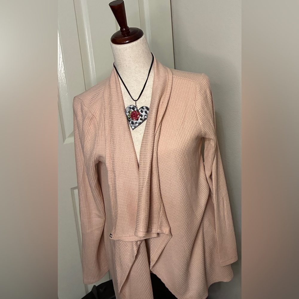 CHICO’S Zenergy waffle, convertible Cardi sweater jacket Size 1 (M) Peach NWT